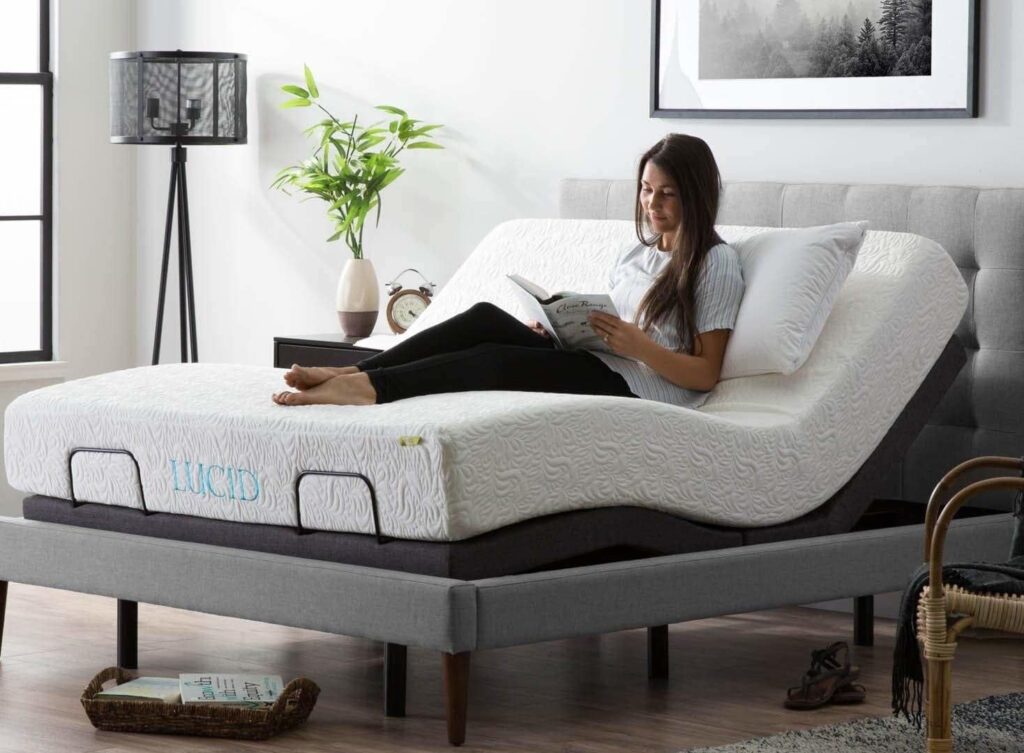 تخت خواب همراه با زیرتشکی قابل تنظیم